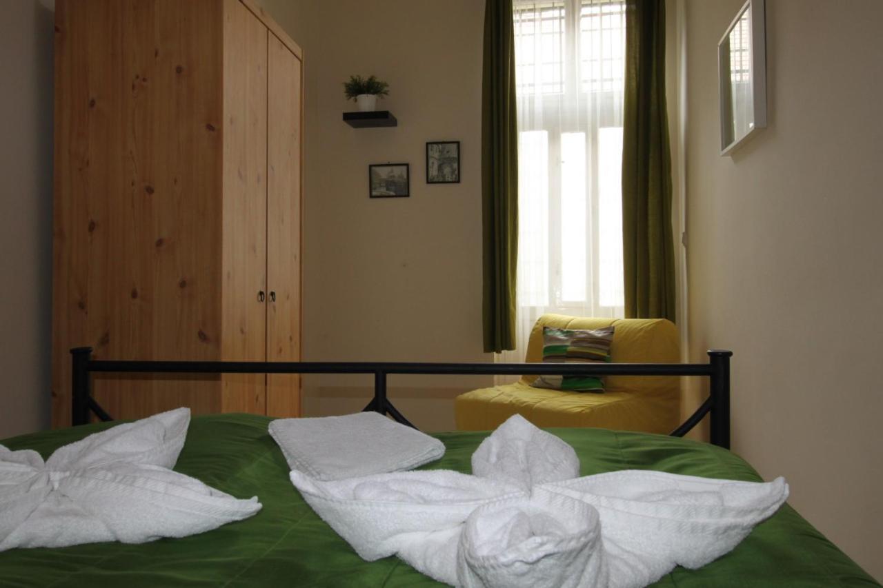 Budapesteasyflat Wesselenyi Exteriör bild
