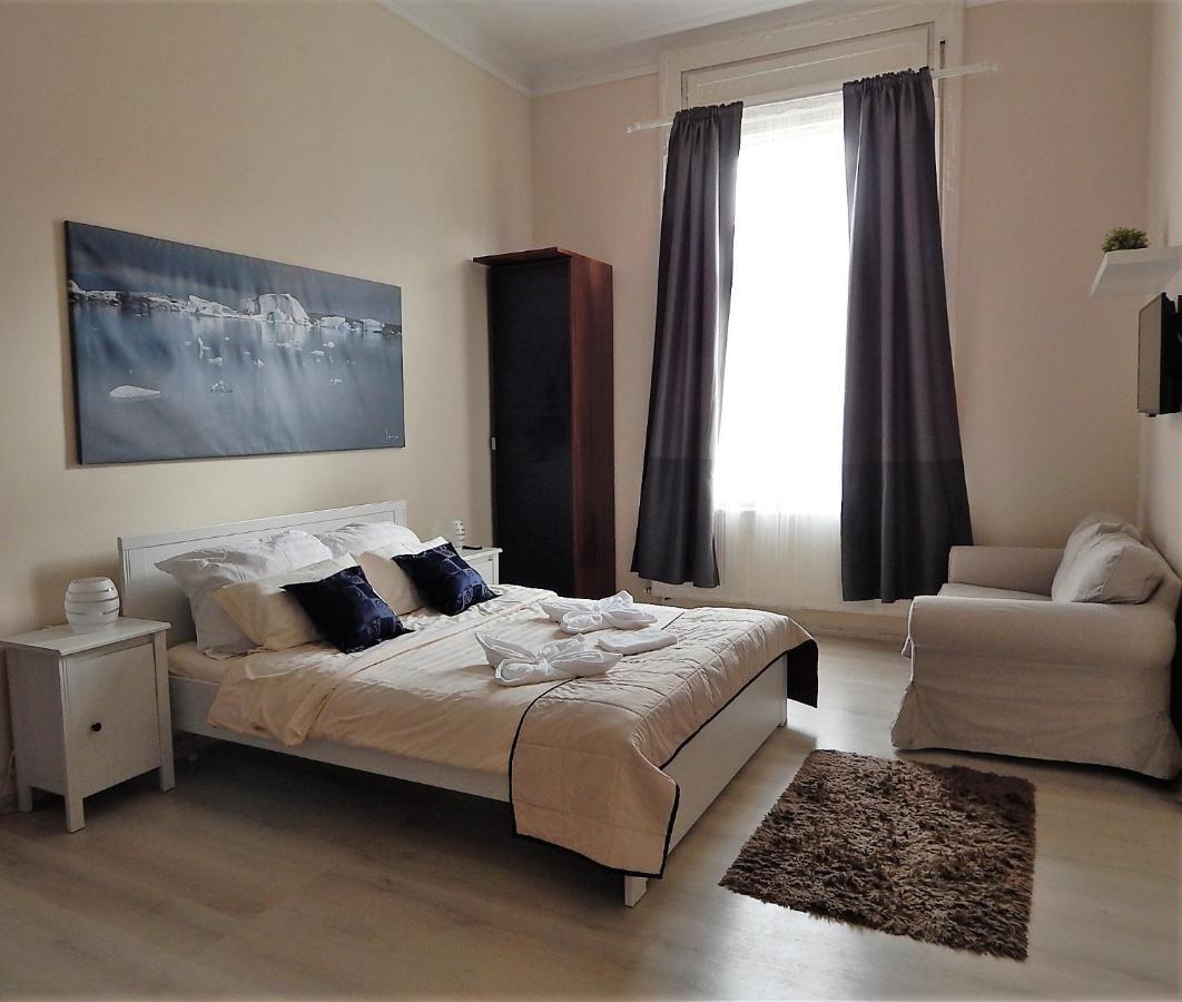 Budapesteasyflat Wesselenyi Exteriör bild