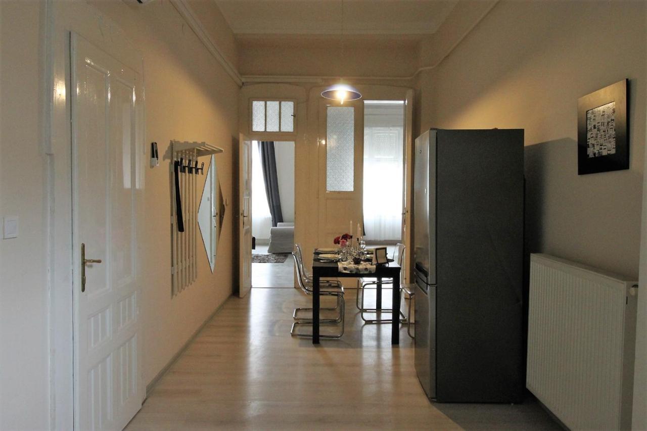Budapesteasyflat Wesselenyi Exteriör bild